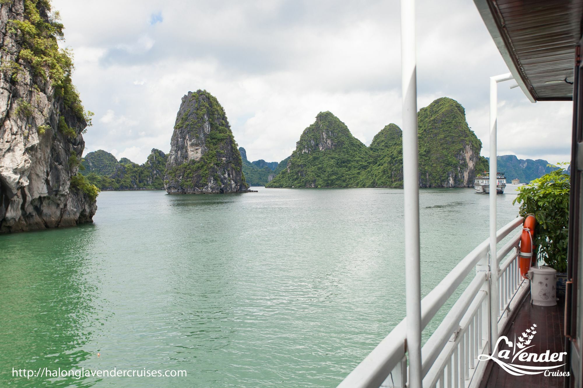 Halong Lavender Cruises Otel Ha Long Dış mekan fotoğraf