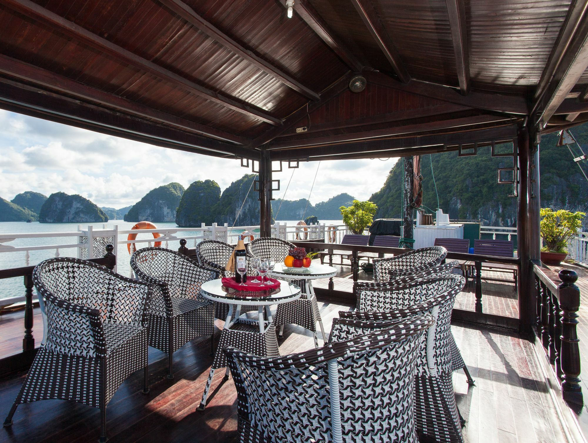 Halong Lavender Cruises Otel Ha Long Dış mekan fotoğraf